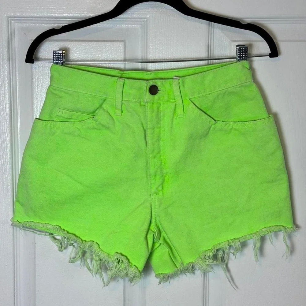 VTG Fredricks Of Hollywood Neon Lime Fringe Denim High Waist Womens Shorts- Read